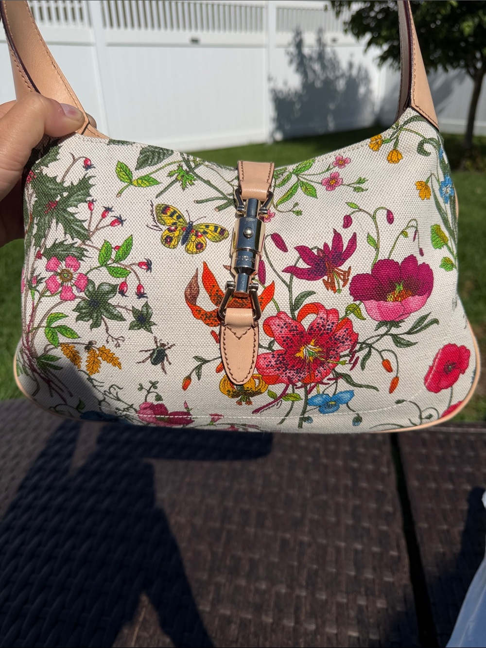 Gucci Flora Jackie Shoulder Bag - Picture 7 of 11
